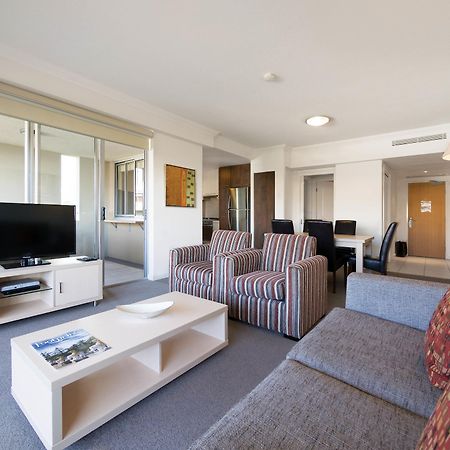 Oaks Brisbane Mews Suites Exterior photo