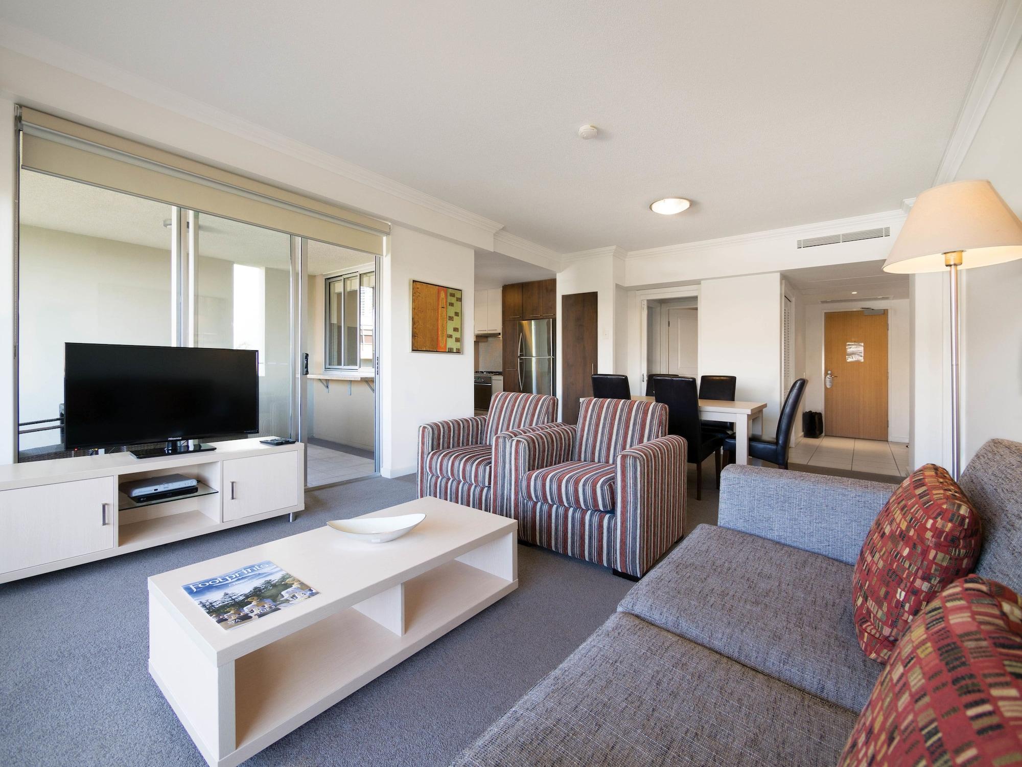Oaks Brisbane Mews Suites Exterior photo