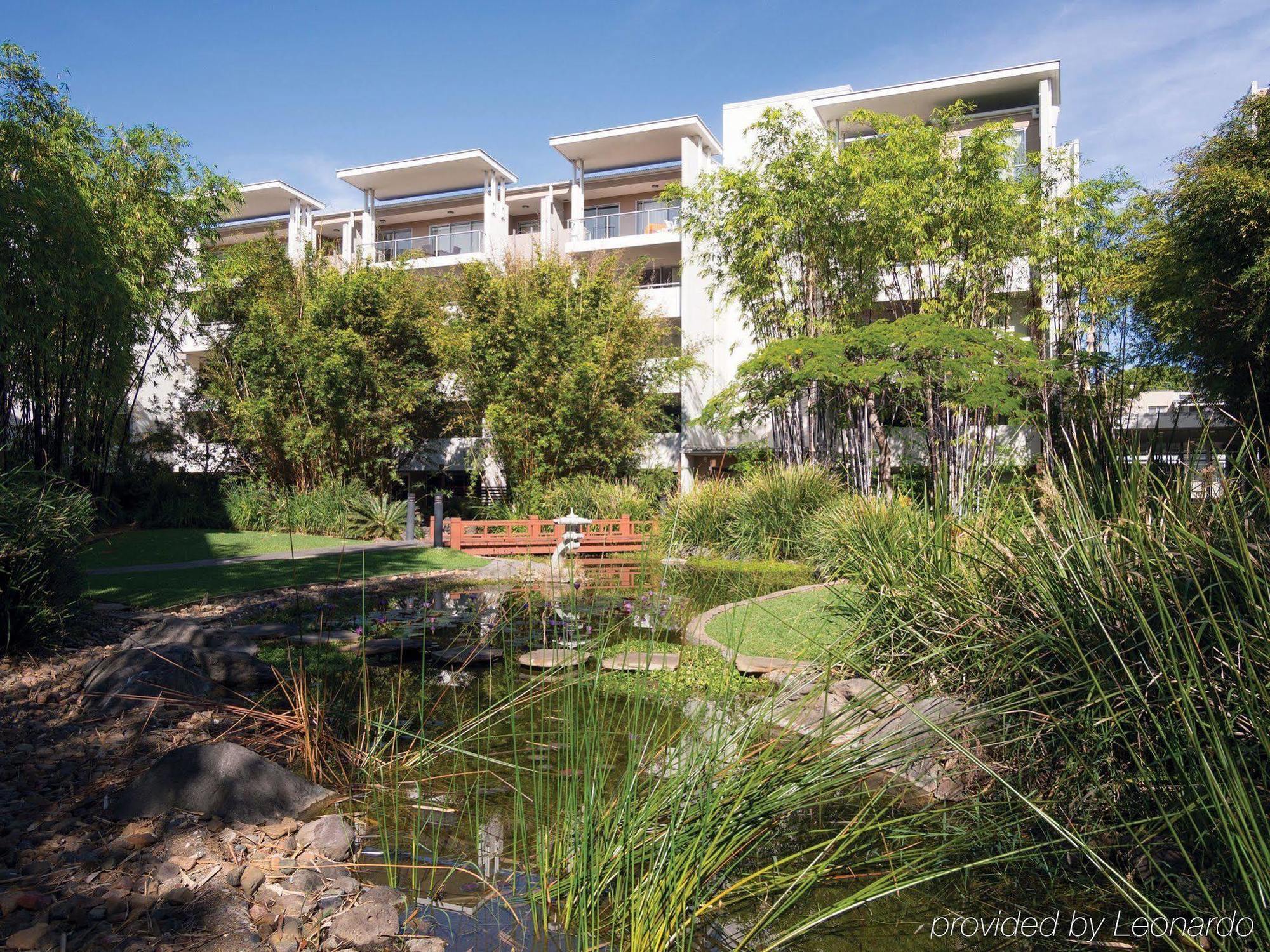 Oaks Brisbane Mews Suites Exterior photo