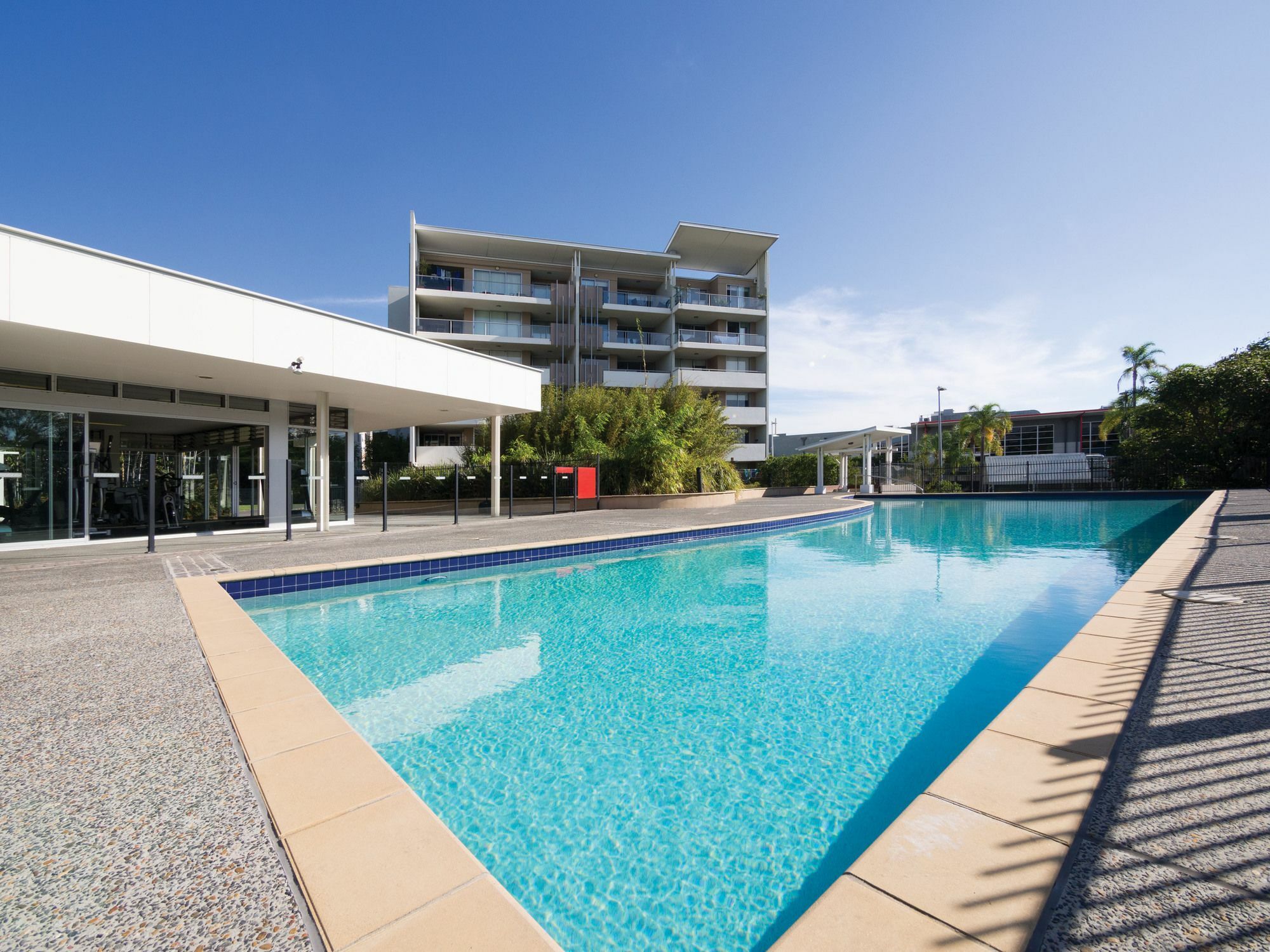 Oaks Brisbane Mews Suites Exterior photo